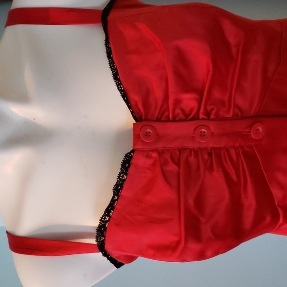 Torrid Satiny Sexy Red Top with Adjustable Straps NWT - Picture 2 of 6